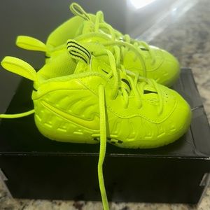 - Volt foamposite